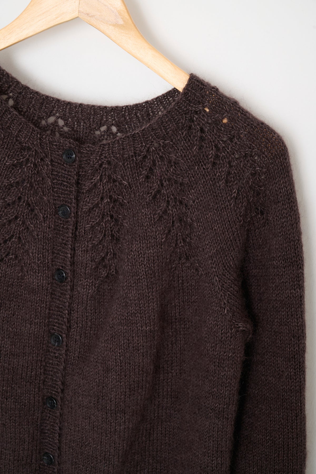 io cardigan