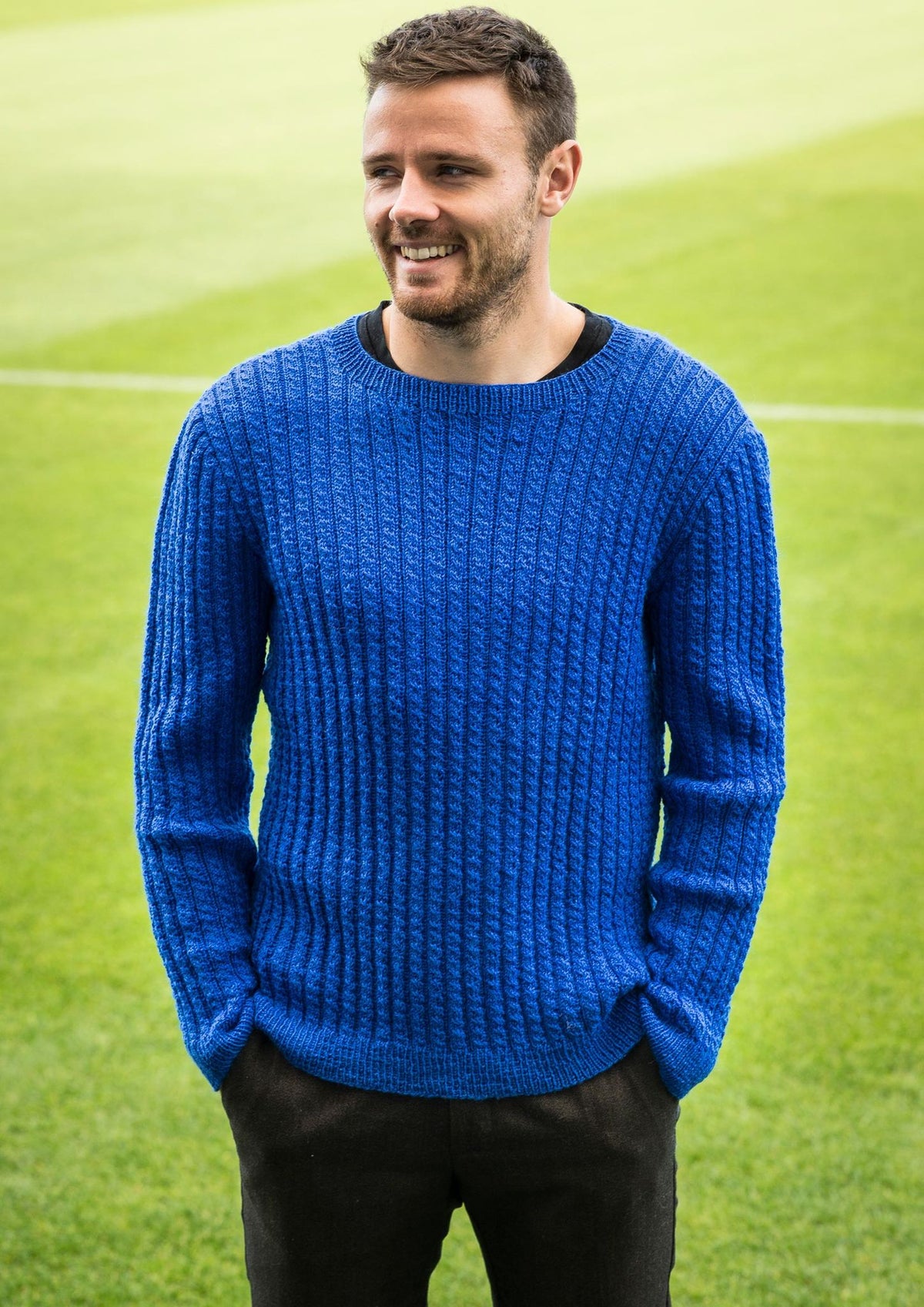 Herresweater med smalle snoninger