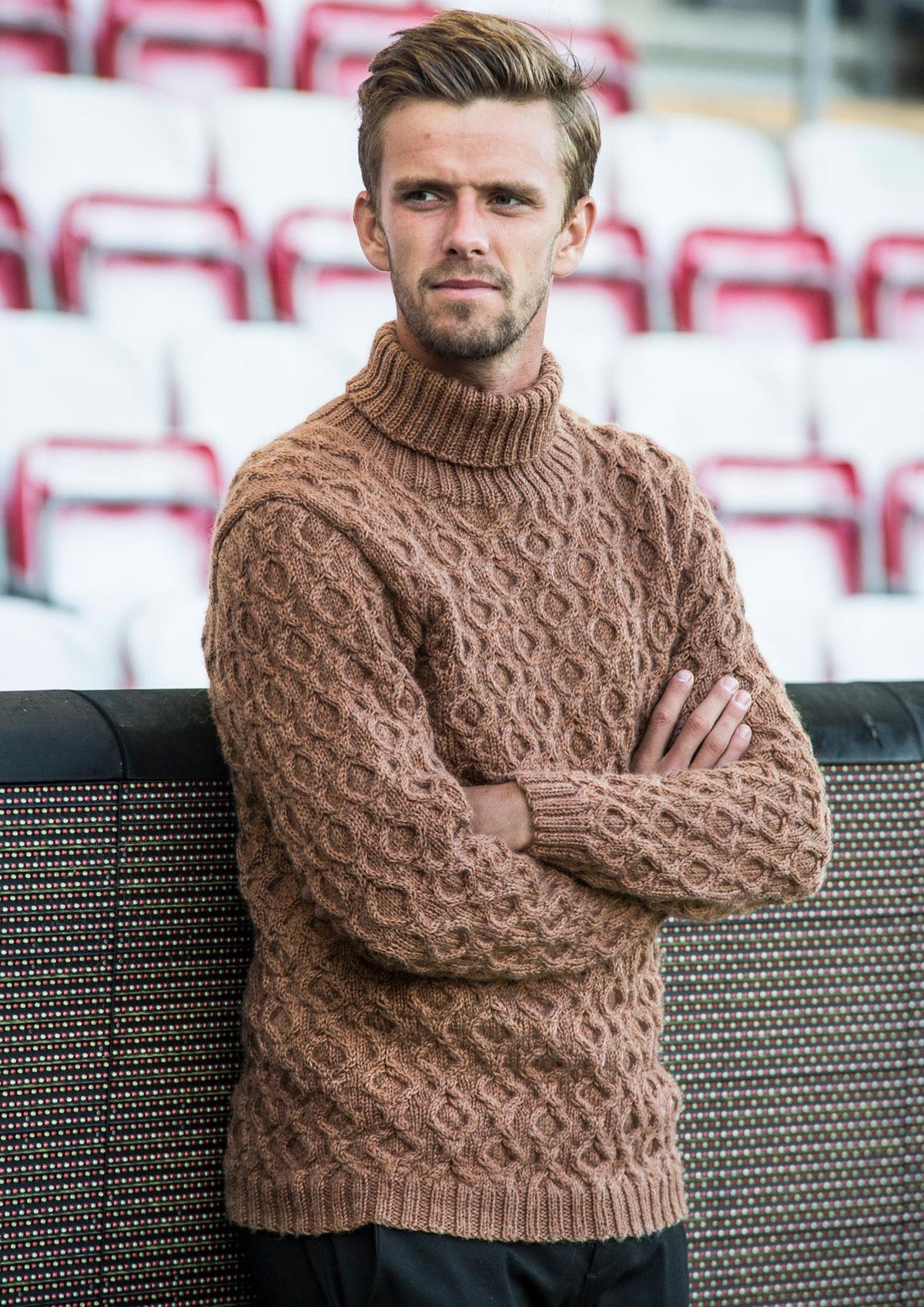 Herresweater med snoninger
