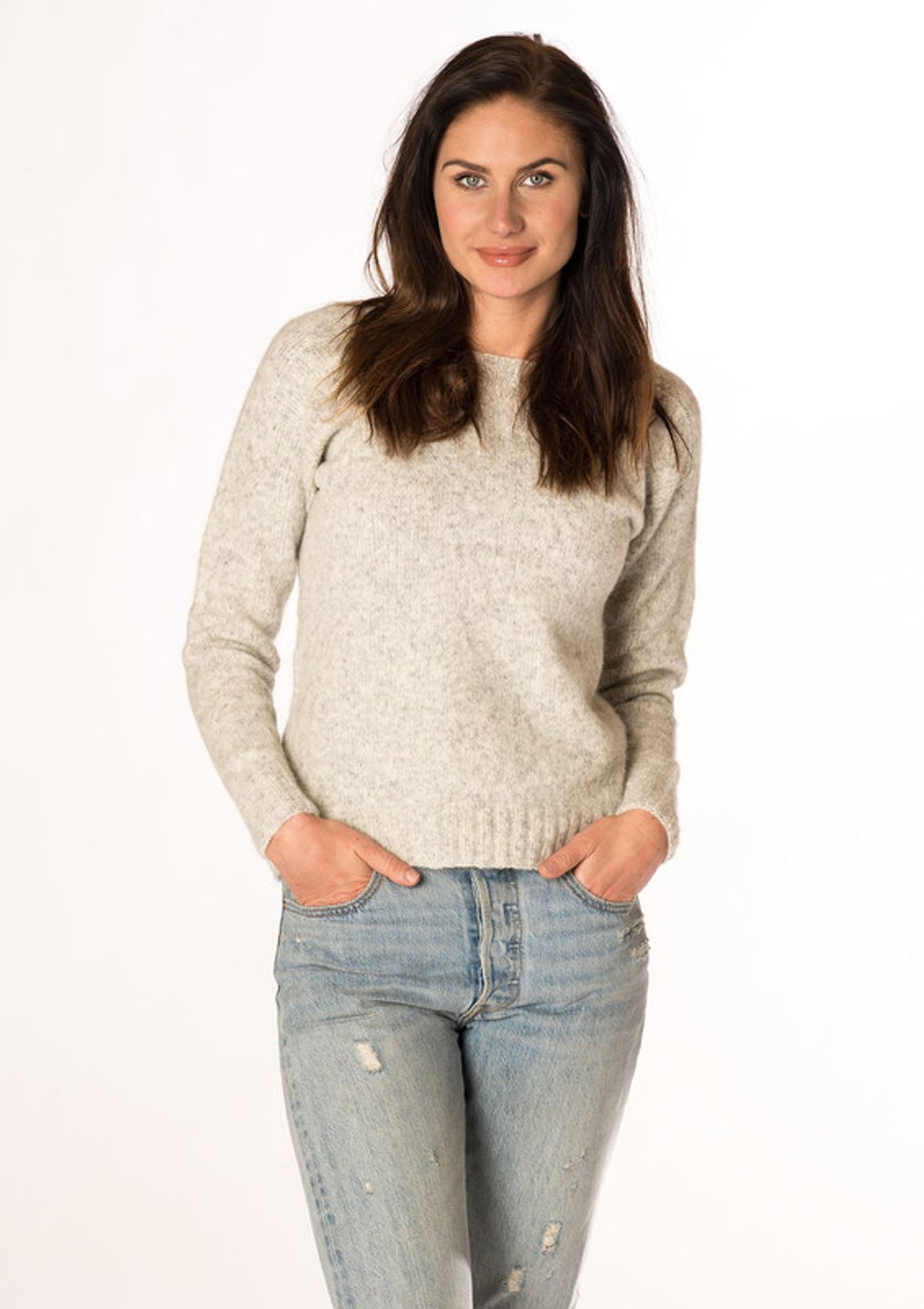 Sweater med detalje på skulderstykke