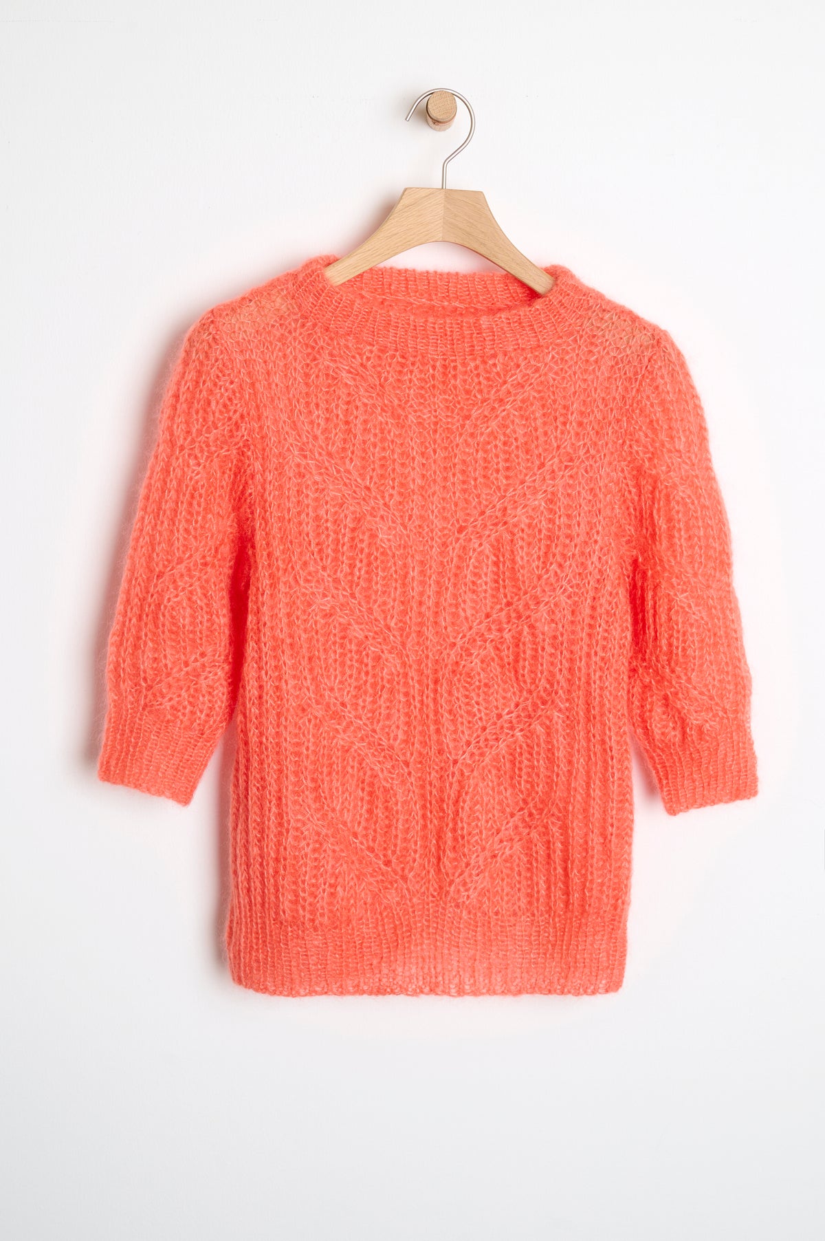 Bluse i patent med mønster