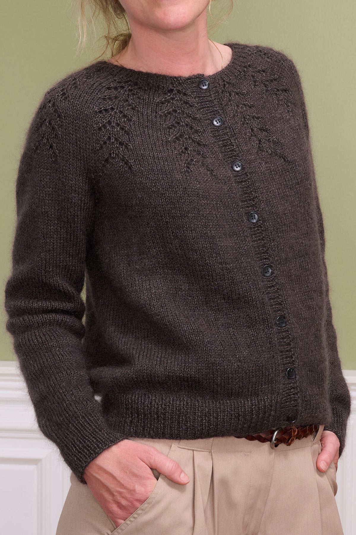 io cardigan