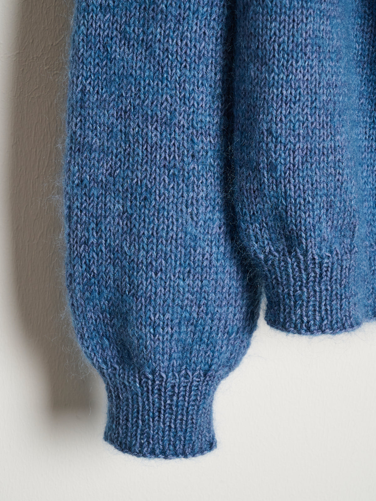 io cardigan