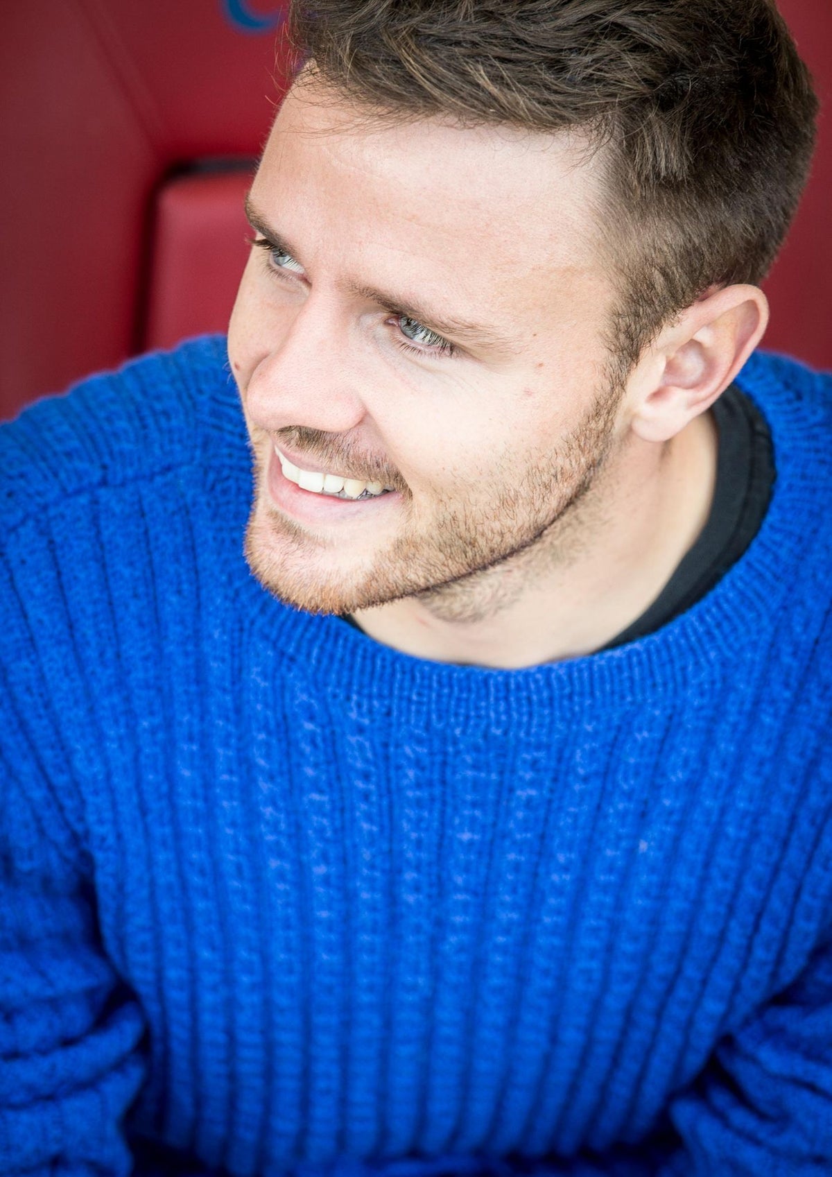 Herresweater med smalle snoninger